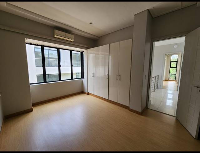 4 BEDROOM HOUSE FOR SALE IN HOUGHTON